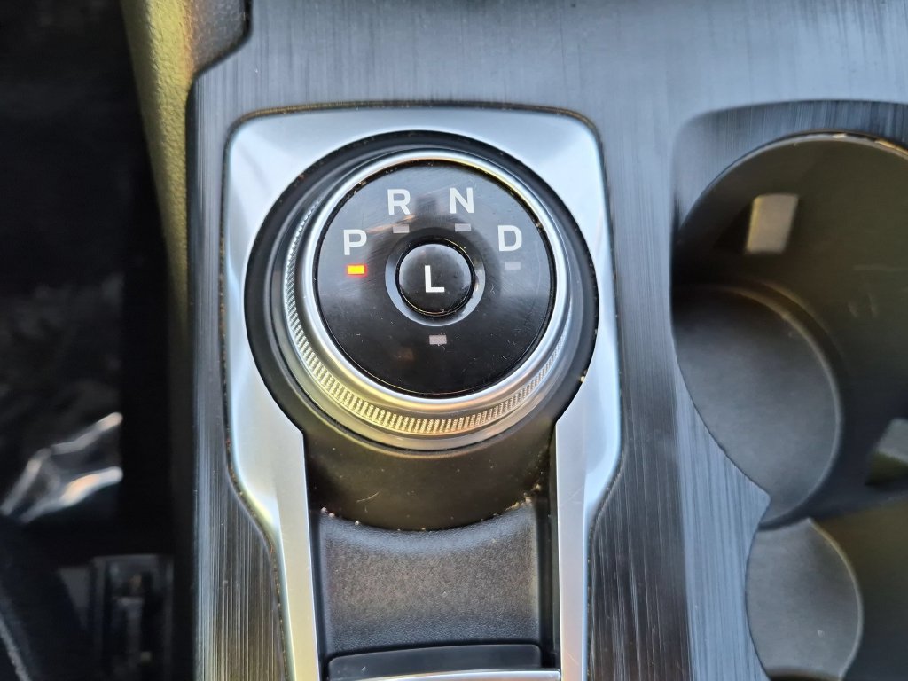 Used 2025 Ford Escape ST-Line AWD/4WD image 19