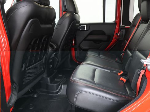 Used 2020 Jeep Wrangler Unlimited Rubicon w/ Quick Order Package 28Y Recon AWD/4WD image 8