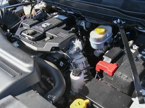 Used 2024 RAM 2500 Laramie image 58