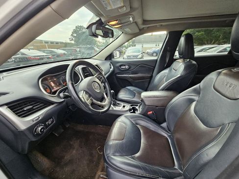 Used 2015 Jeep Cherokee Limited AWD/4WD image 19