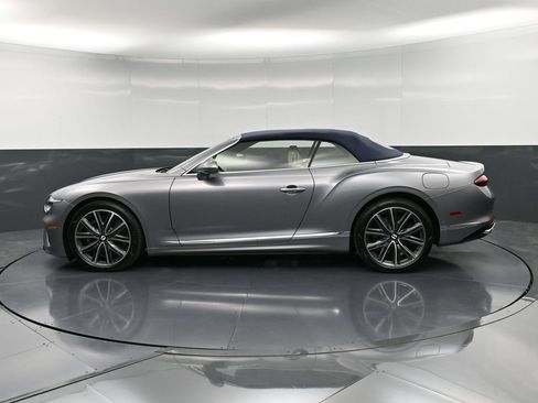New 2026 Bentley Continental GTC image 2