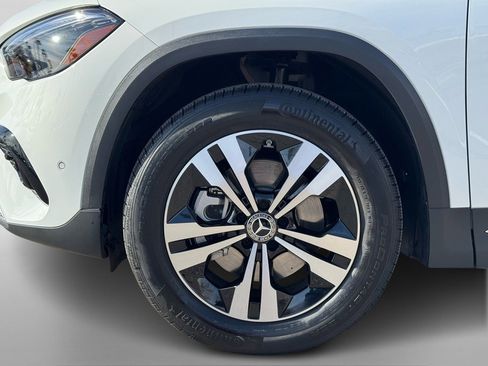 Certified 2026 Mercedes-Benz GLA 250 image 10