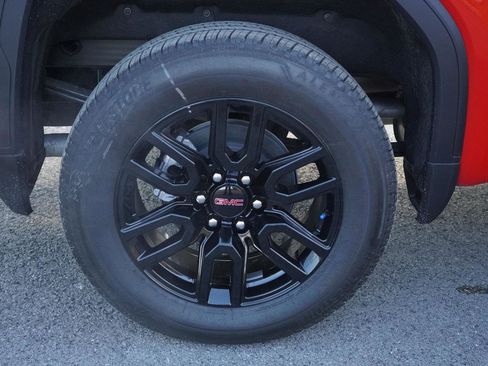 New 2025 GMC Sierra 1500 Elevation w/ Preferred Package image 12