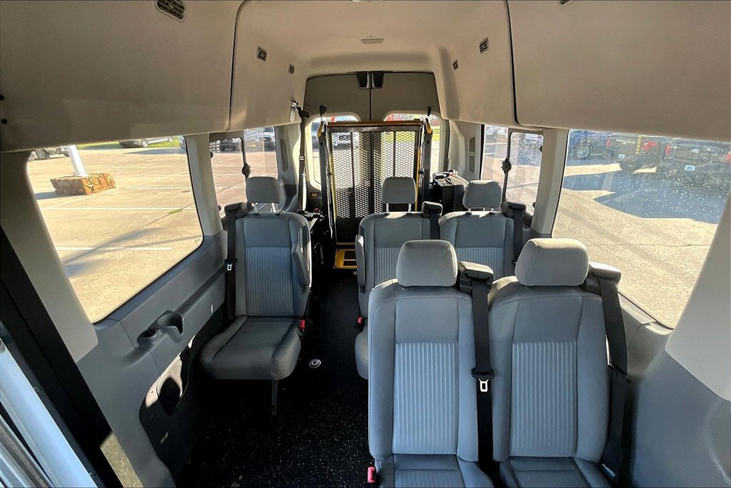 Used 2018 Ford Transit 350 XLT RWD image 28