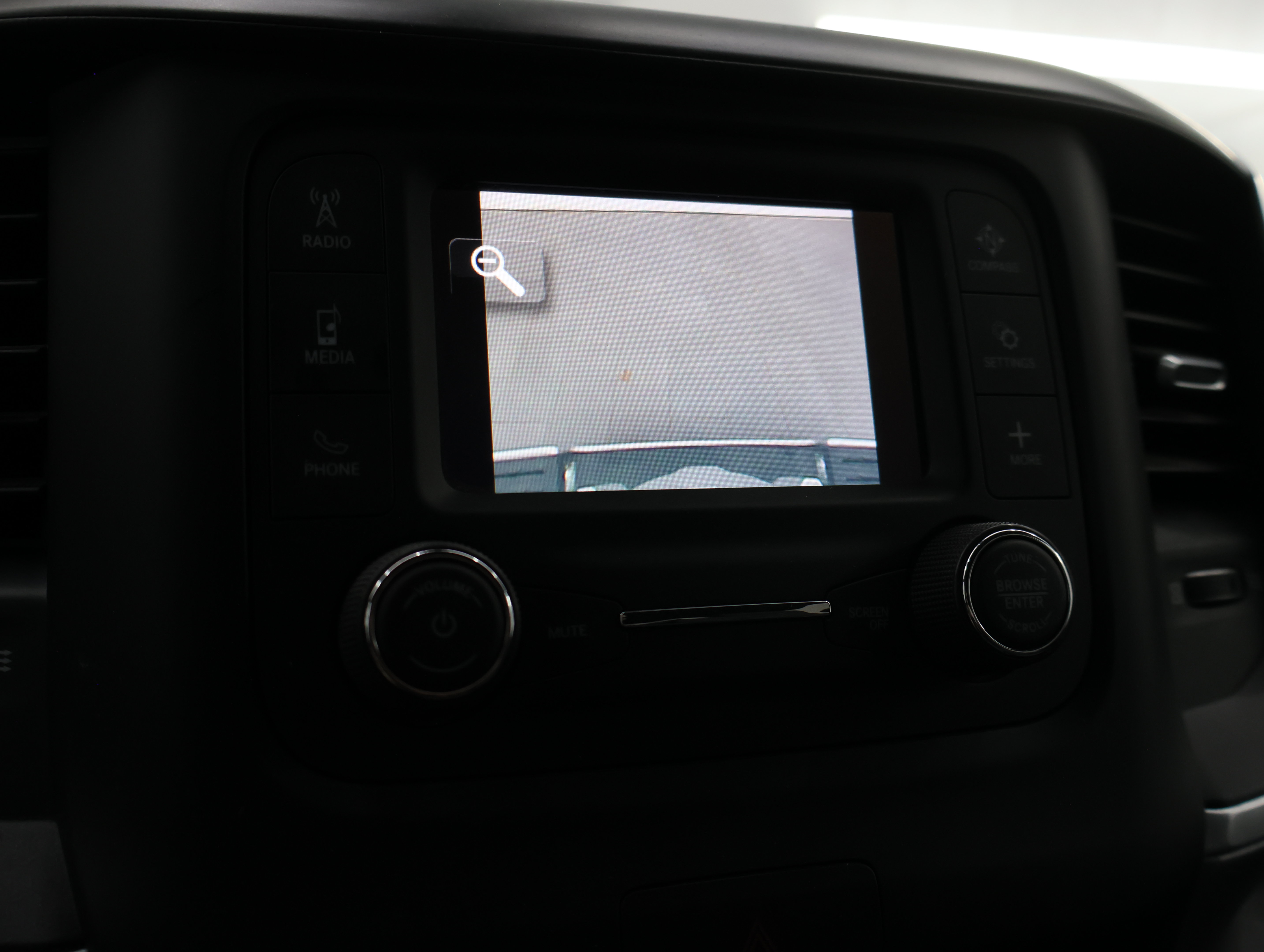 Used 2022 RAM 1500 Big Horn AWD/4WD image 17