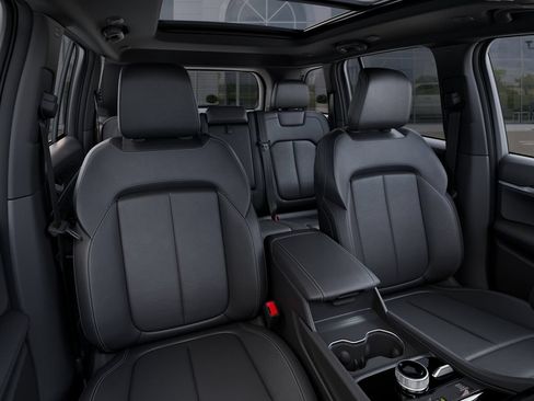 New 2025 Jeep Grand Cherokee Limited w/ Black Appearance Package AWD/4WD image 17