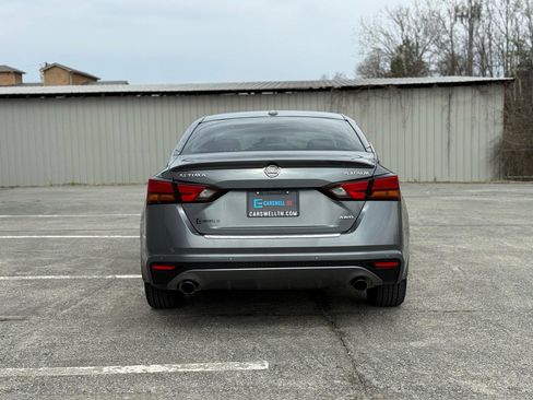 Used 2020 Nissan Altima 2.5 Platinum image 5