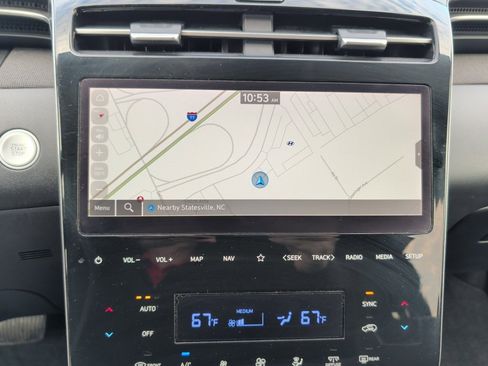 Certified 2024 Hyundai Tucson Limited image 17