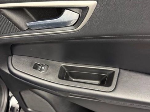 Used 2022 Ford Edge SEL w/ Convenience Package image 54