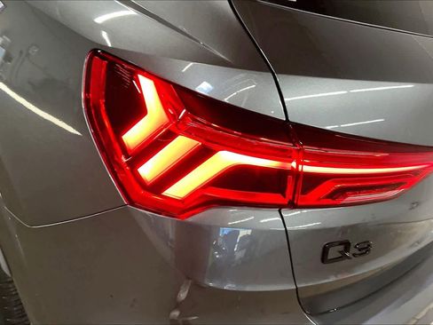 Used 2025 Audi Q3 2.0T Premium Plus w/ Premium Plus Package image 31
