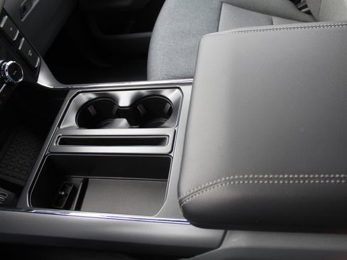 New 2025 Ford F150 XLT w/ Equipment Group 302A MID image 32