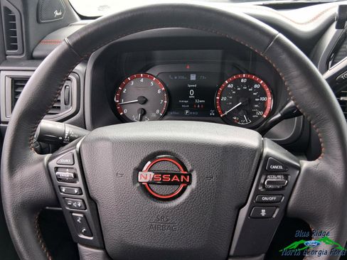 Used 2024 Nissan Titan PRO-4X w/ Pro-4x Convenience Package AWD/4WD image 19