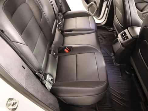 Used 2025 Chevrolet Equinox EV LT w/ LPO, Blackout Package image 13