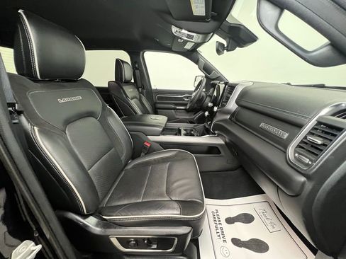 Used 2025 RAM 1500 Laramie image 9