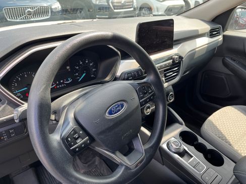 Used 2020 Ford Escape SE AWD/4WD image 6
