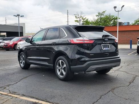 Used 2023 Ford Edge SEL w/ Convenience Package AWD/4WD image 4