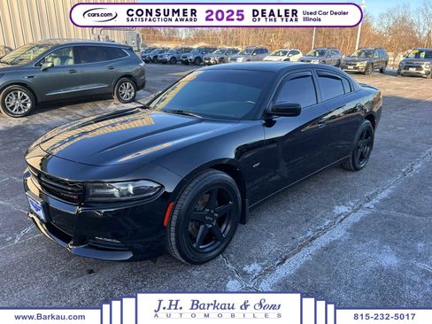 Used 2018 Dodge Charger GT image 1
