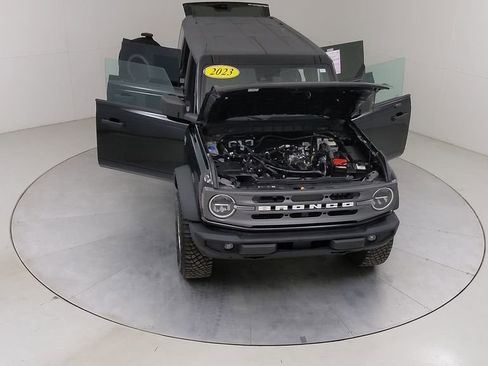 Certified 2023 Ford Bronco Big Bend w/ Sasquatch Package AWD/4WD image 44