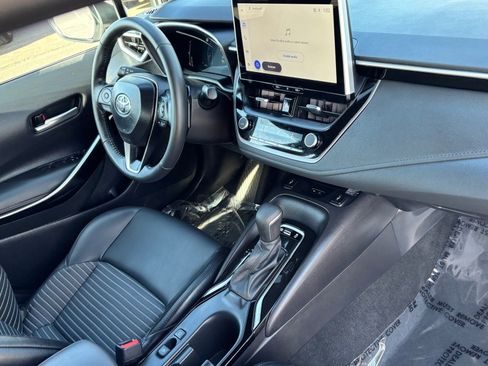 Certified 2025 Toyota Corolla XSE image 12