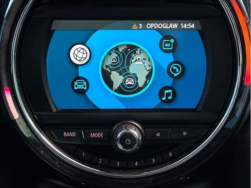 Used 2020 MINI Cooper 2-Door Hardtop image 11