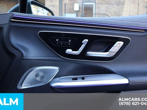 Used 2023 Mercedes-Benz EQE 500 4MATIC SUV image 31