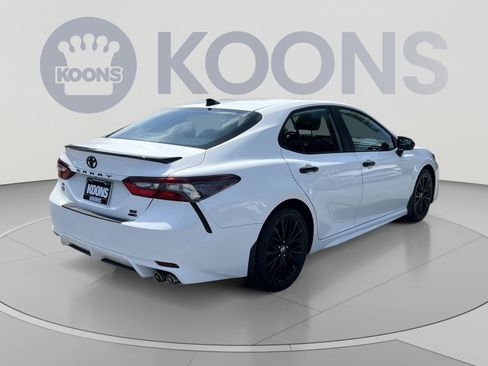 Used 2022 Toyota Camry SE AWD/4WD image 7