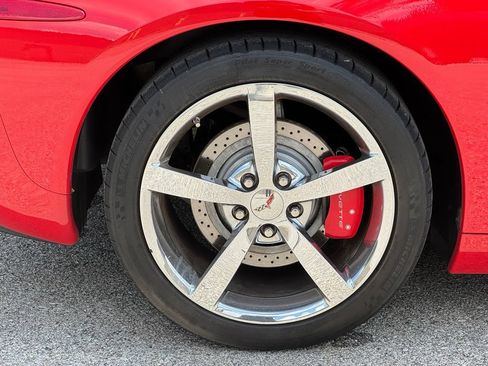 Used 2009 Chevrolet Corvette Convertible w/ Preferred Equipment Group RWD image 7