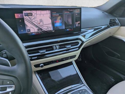 Used 2023 BMW 330i Sedan w/ Convenience Package image 15