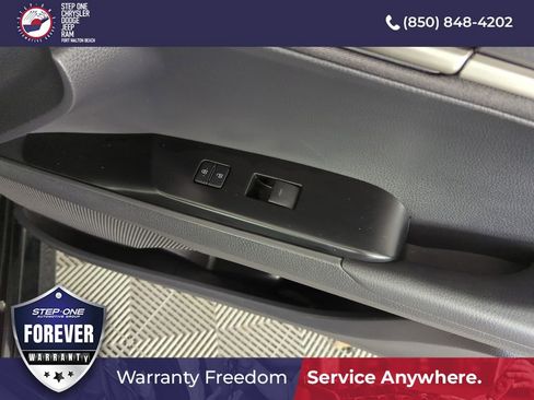 Used 2025 Toyota Camry LE FWD image 31
