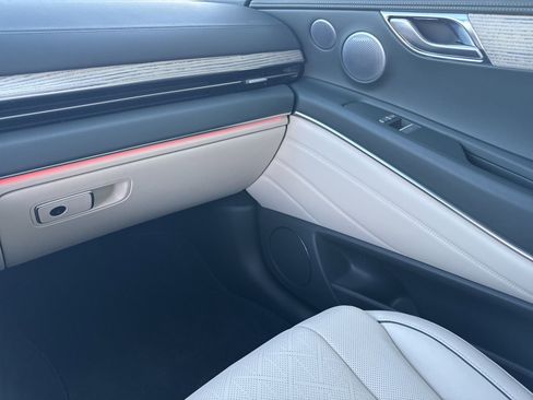 Used 2025 Genesis GV80 3.5T Advanced image 33