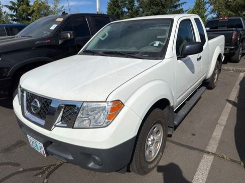 Used 2019 Nissan Frontier S RWD image 4