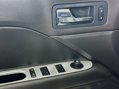 Used 2010 Mercury Milan Premier FWD image 16