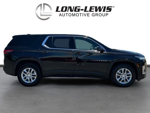 Used 2023 Chevrolet Traverse LS FWD image 8