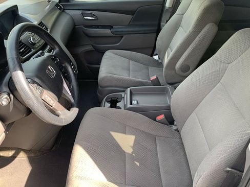 Used 2015 Honda Odyssey EX image 9