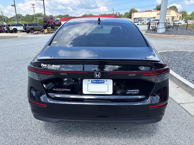 Used 2025 Honda Accord Sport image 7