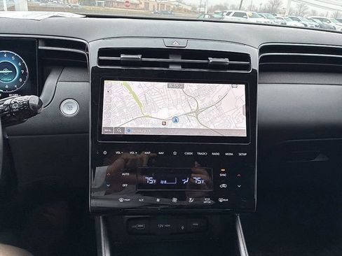 Used 2023 Hyundai Tucson Limited image 29