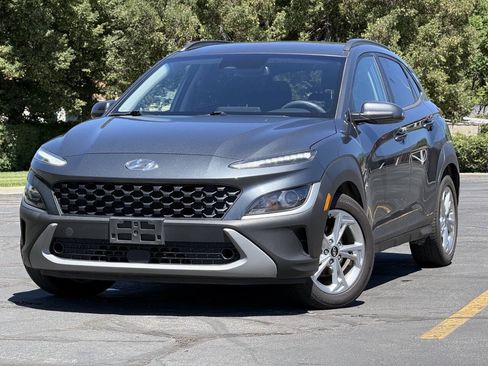 Used 2022 Hyundai Kona SEL w/ Cargo Package FWD image 1