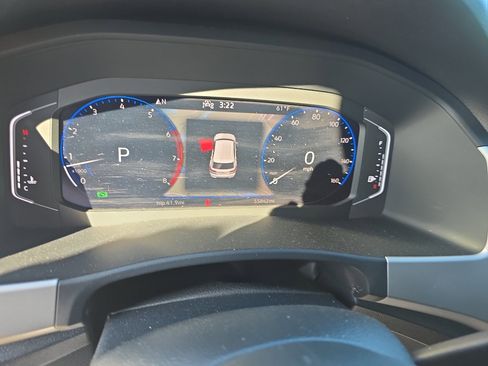 Used 2021 Volkswagen Atlas Cross Sport SEL image 21