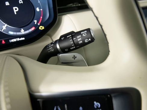 Used 2023 Land Rover Range Rover SE AWD/4WD image 23