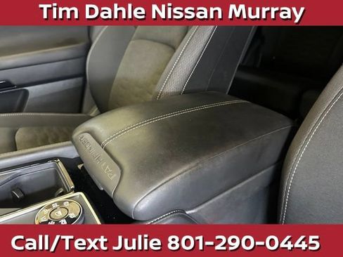 Used 2025 Nissan Pathfinder SV AWD/4WD image 31