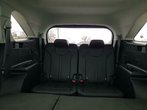 Used 2025 Kia Sorento S w/ Panoramic Sunroof Package image 6