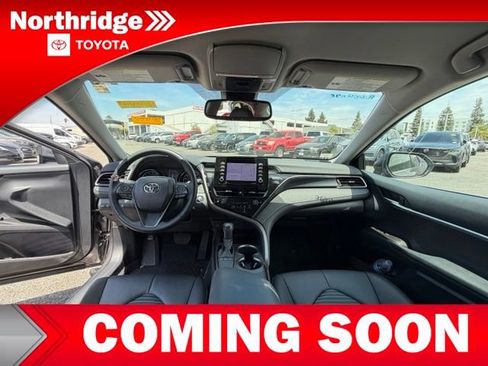 Used 2022 Toyota Camry SE w/ Convenience Package FWD image 8