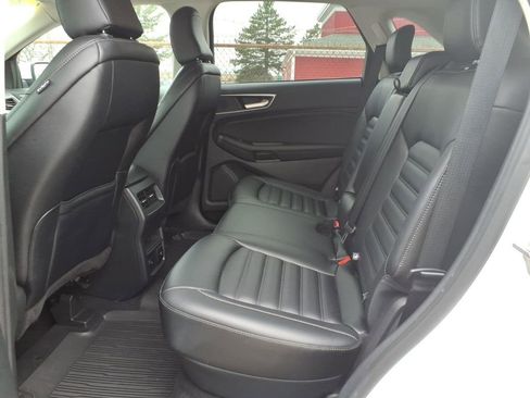 Used 2023 Ford Edge SEL w/ Convenience Package image 11