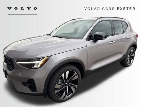 New 2026 Volvo XC40 B5 Plus w/ Protection Package Premier AWD/4WD image 2