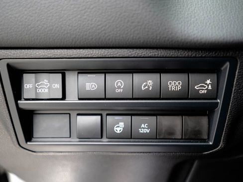 New 2026 Toyota Tundra Limited AWD/4WD image 18