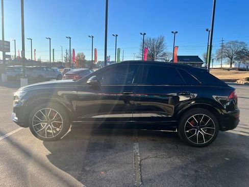Used 2019 Audi Q8 Prestige w/ Year 1 Package image 7