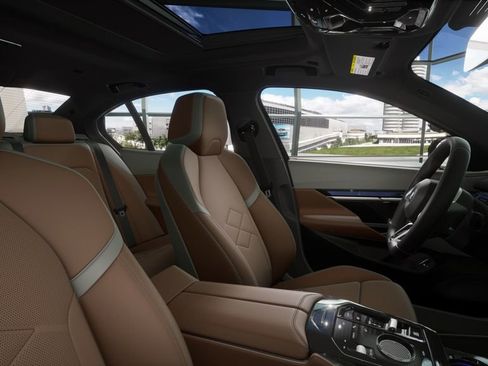 New 2026 BMW i5 eDrive40 w/ M Sport Package image 32