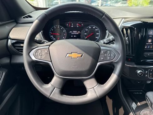 Certified 2023 Chevrolet Traverse LT FWD image 14