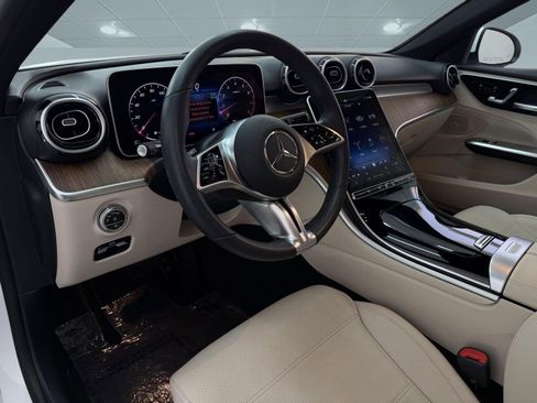Used 2024 Mercedes-Benz C 300 Sedan image 4