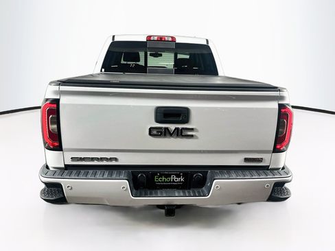 Used 2018 GMC Sierra 1500 SLT AWD/4WD image 7